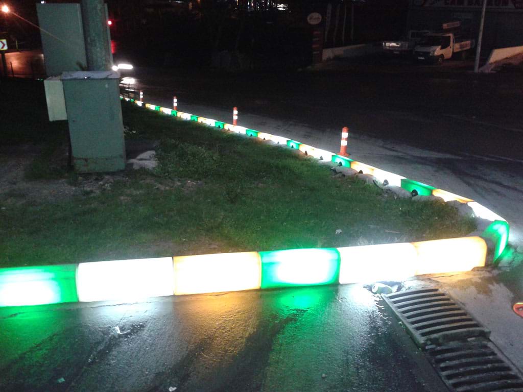 Işıklı Kaldırım Taşı Iğdır