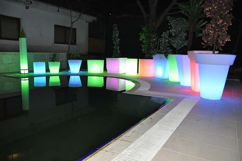 Led Işıklı Saksılar Bolu